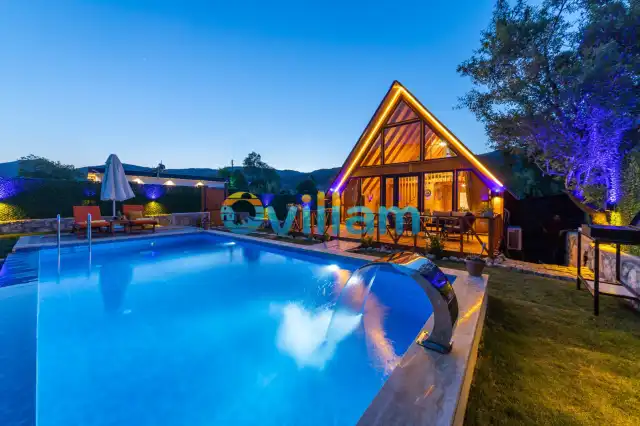 Villa Sempatik | Kalkan Sarıbelen Kiralık Villa