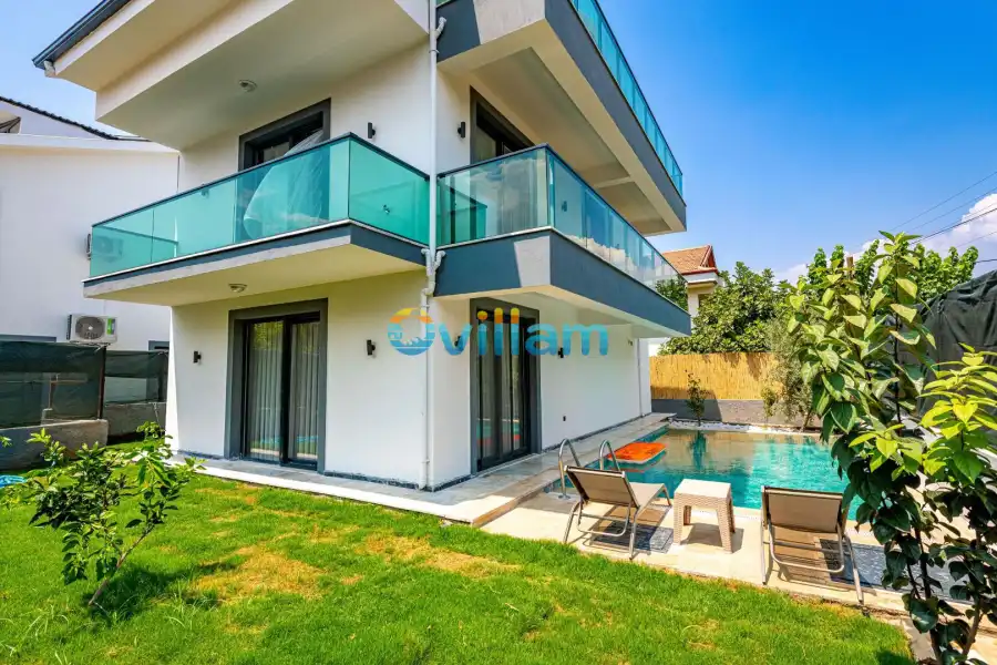 Villa Cosmo 1-0