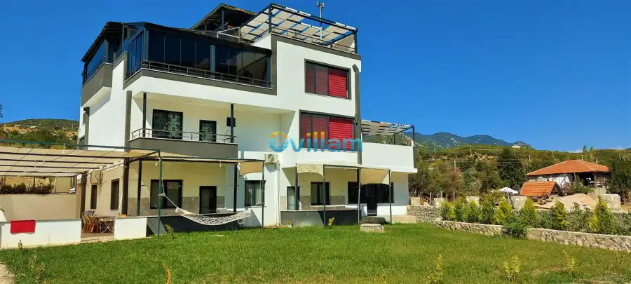 Villa Esinti-0