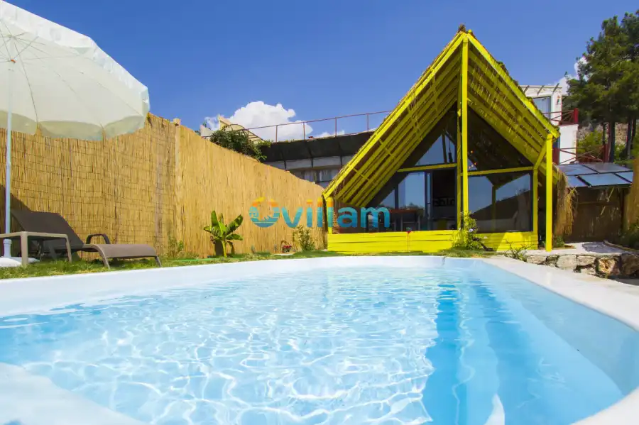 Vintage Bungalow 1-0